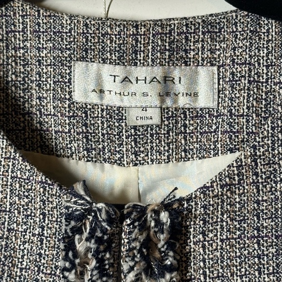 Tahari Gray Tweed Short Sleeve Blazer Size 4 Women's Business Casual - Picture 3 of 4
